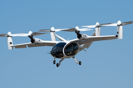 Air-Taxi Maker Joby Adds LinkedIn Founder, Google Vets to Board