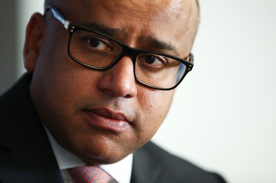 Sanjeev Gupta’s Father Has Moved From U.K. as Group Battles for Survival