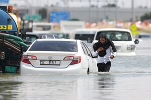 Dubai’s Record Rainfall Forces Flight Diversions and Floods City
