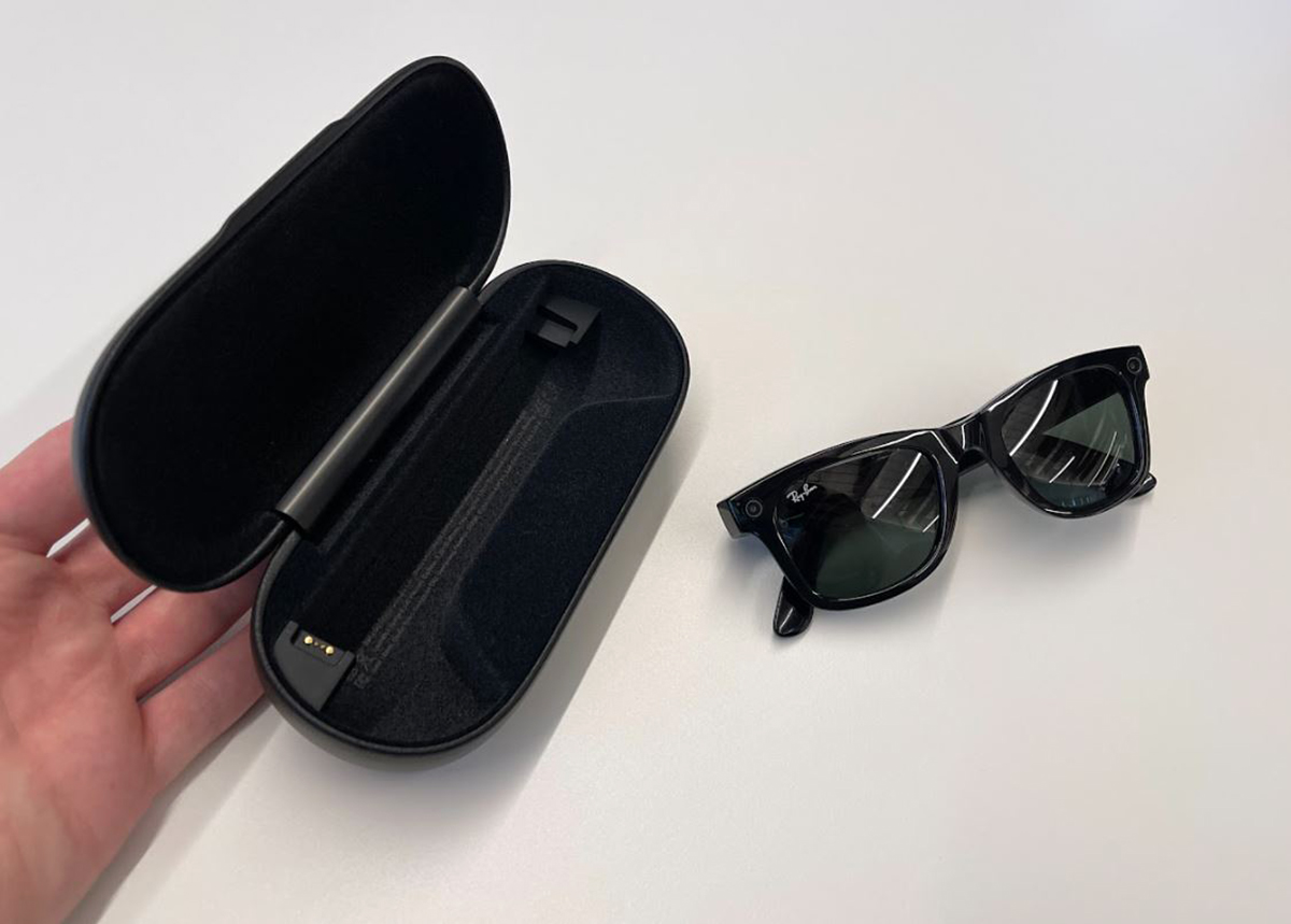 Facebook 'teaming up with Ray-Ban' for smart AR glasses that could replace  your smartphone