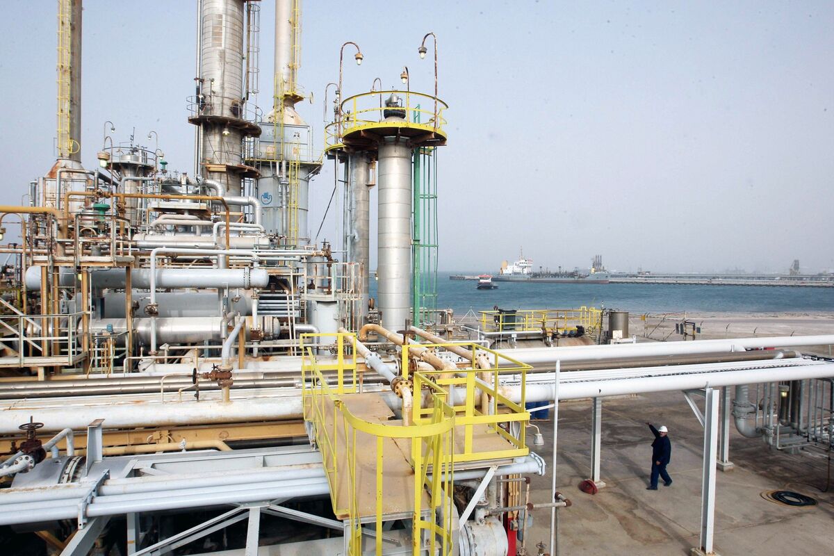 bloomberg.com - Peter Martin - Libya May Be Next in Oil-Fueled Trump Strategy