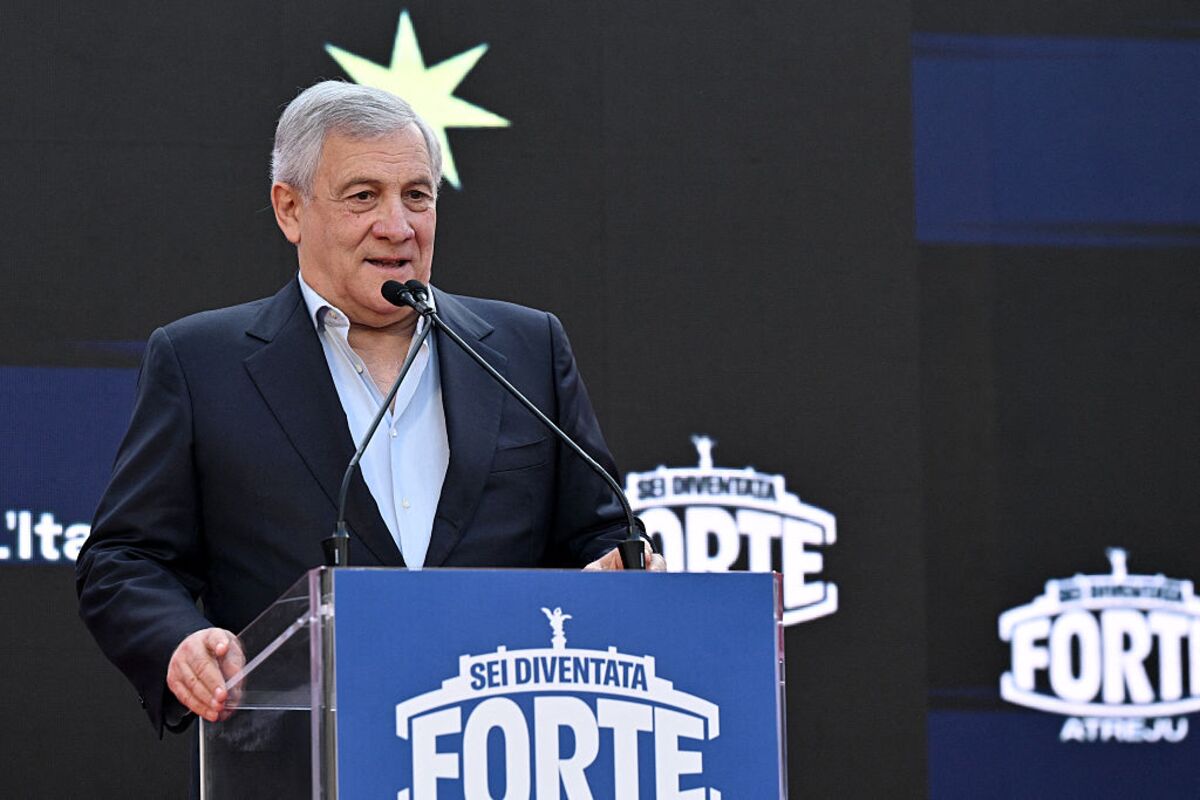 
                            Agnelli Family’s Media Firm Should Stay Italian, Minister Says