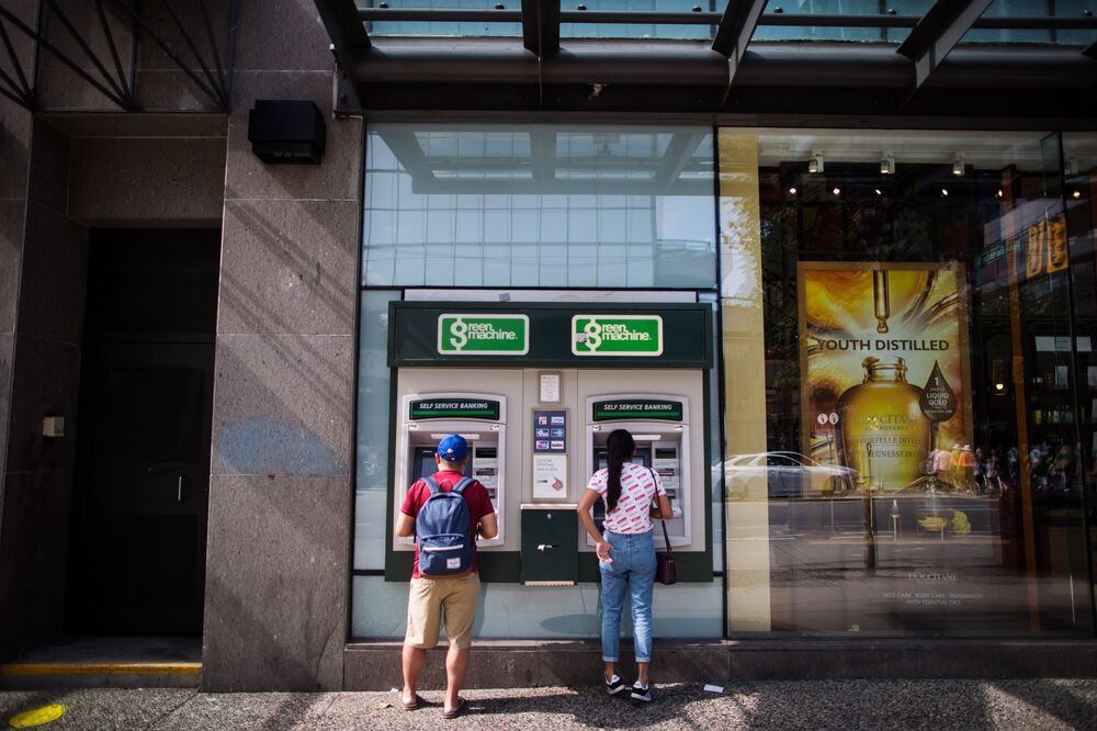 Credit Concerns Emerge In Canada As Td Cibc Miss Estimates
