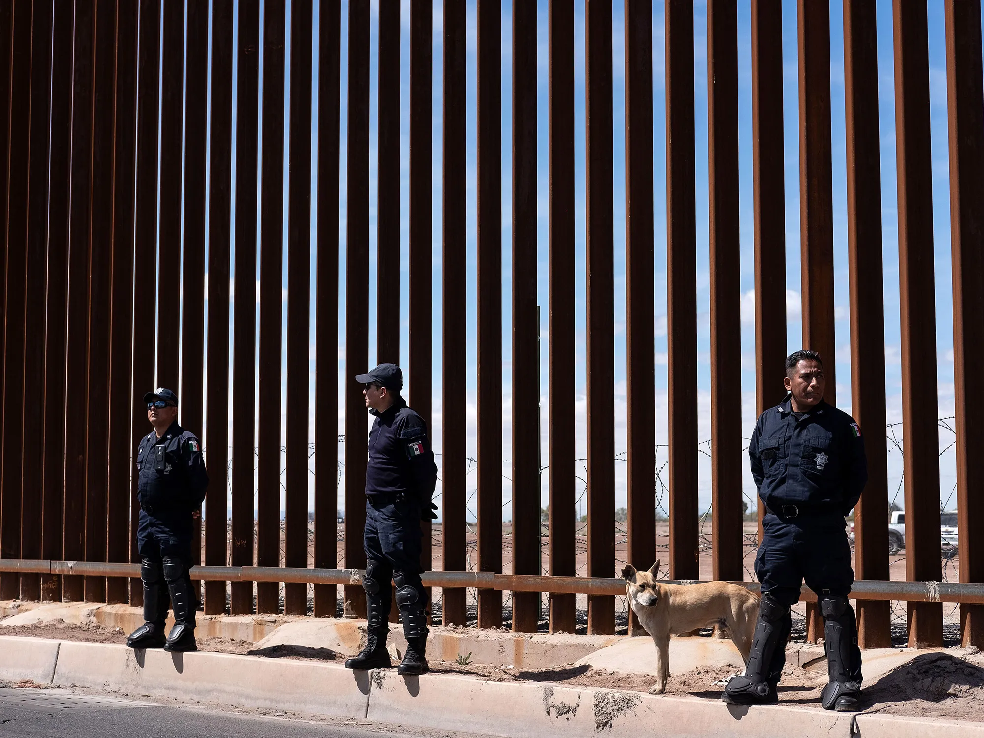 TOPSHOT-MEXICO-US-BORDER-TRUMP