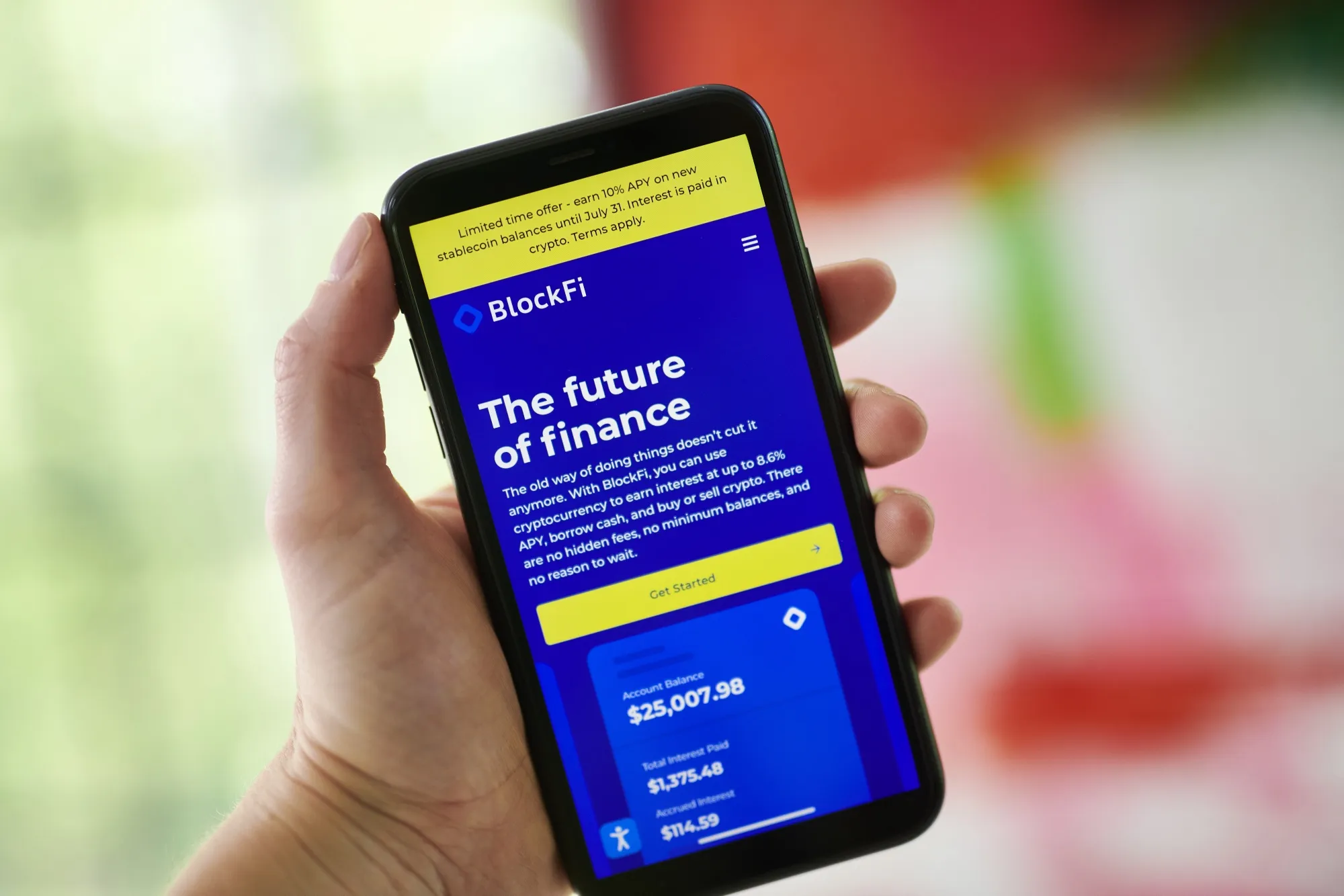 BlockFi to Pay $100 Million to SEC, States Over Crypto Lending - Bloomberg
