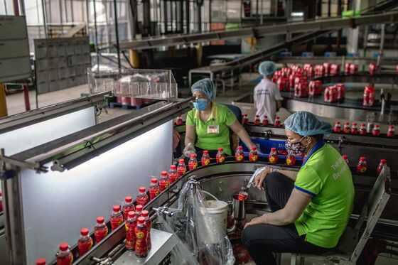 Vietnam’s Tea Maker Seeks $3 Billion to Become the Next Red Bull