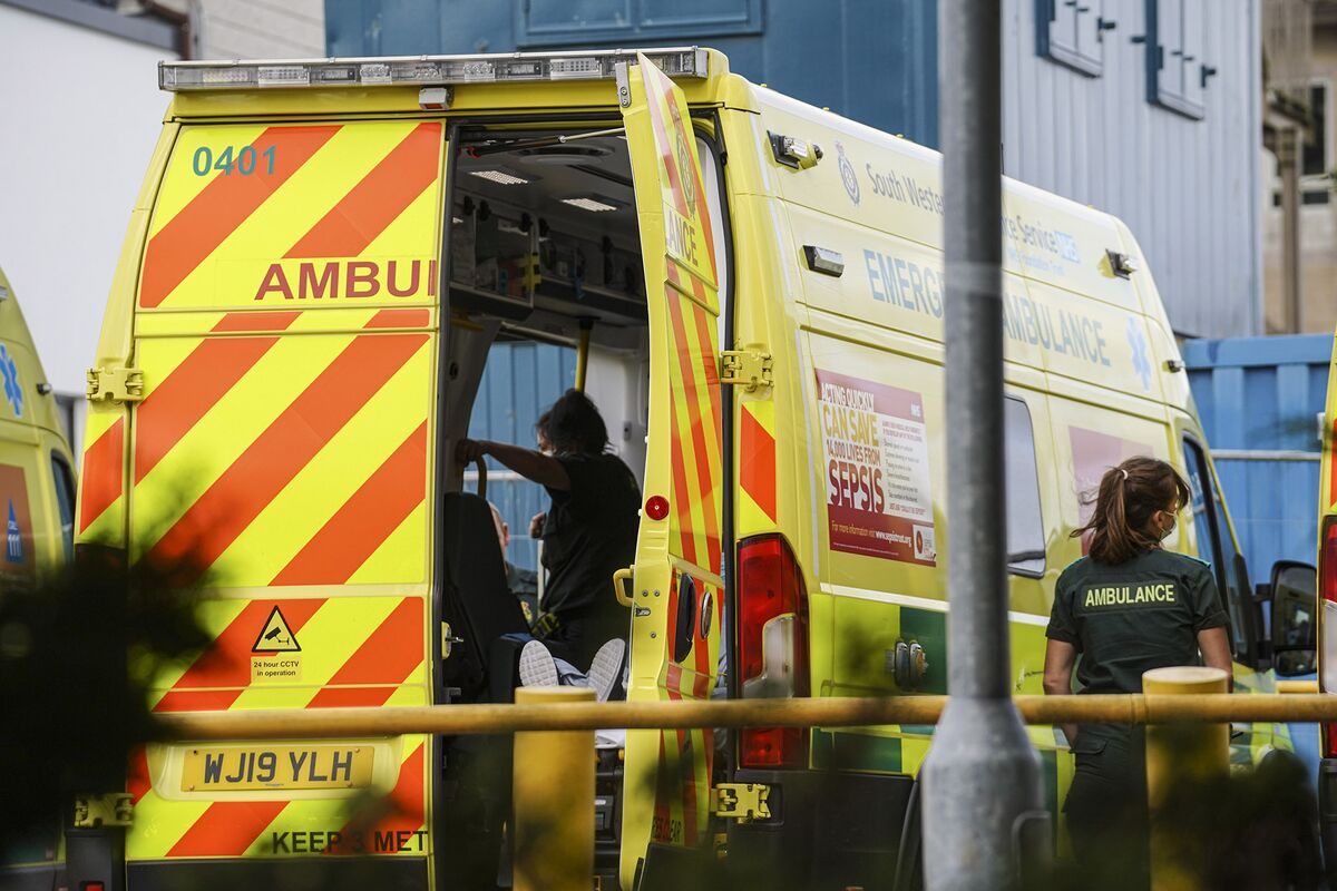 Boris Johnson Turns U.K.’s Health Crisis Into Political Battle thumbnail