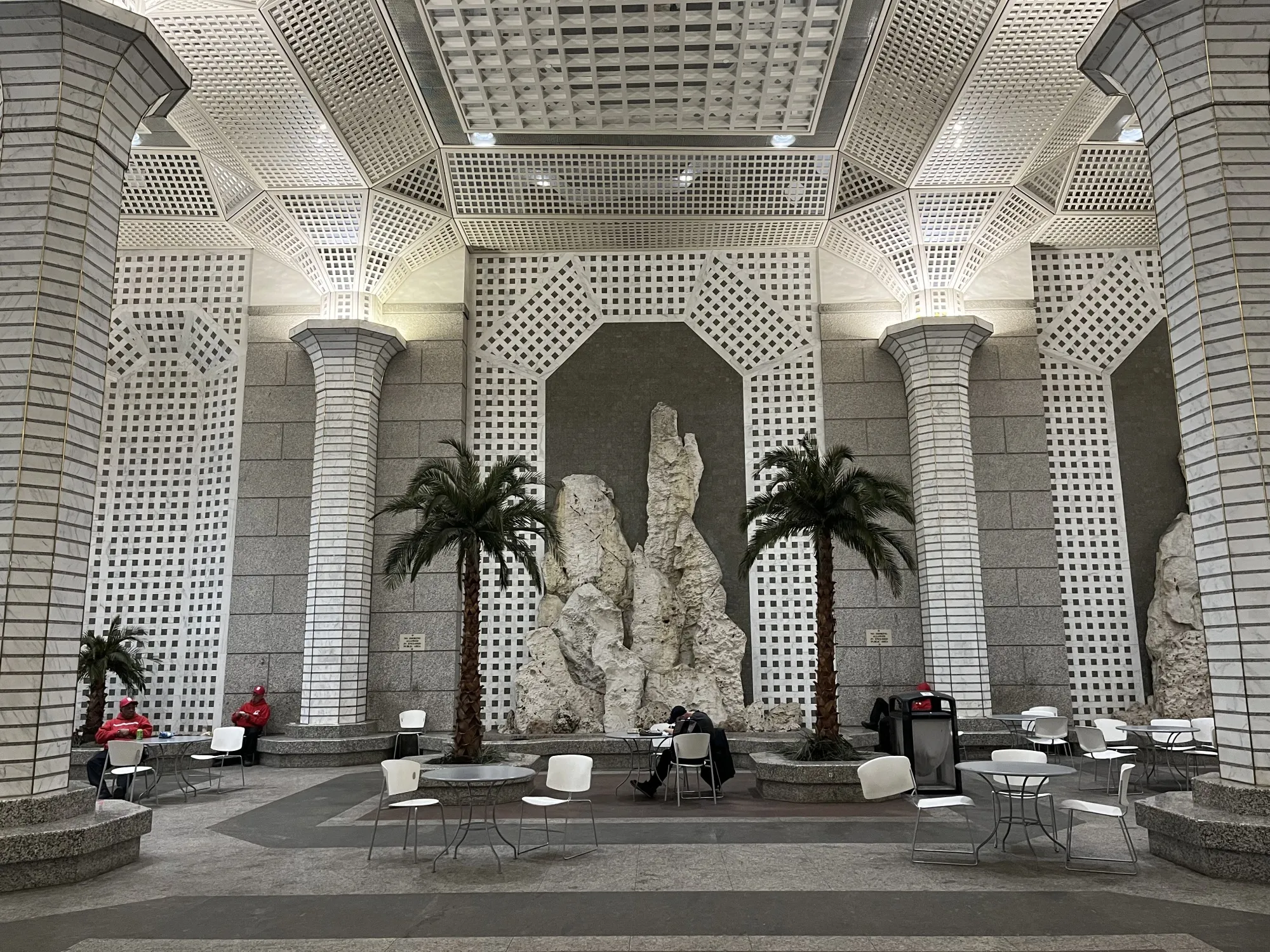 New York City Office Vacancies Hit Record High With Skyscrapers Sitting  Empty - Bloomberg