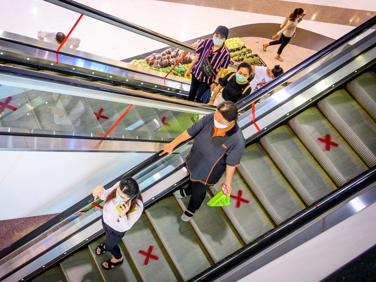 Thailand malls reopen, with temperatures taken, masks worn - The Mainichi