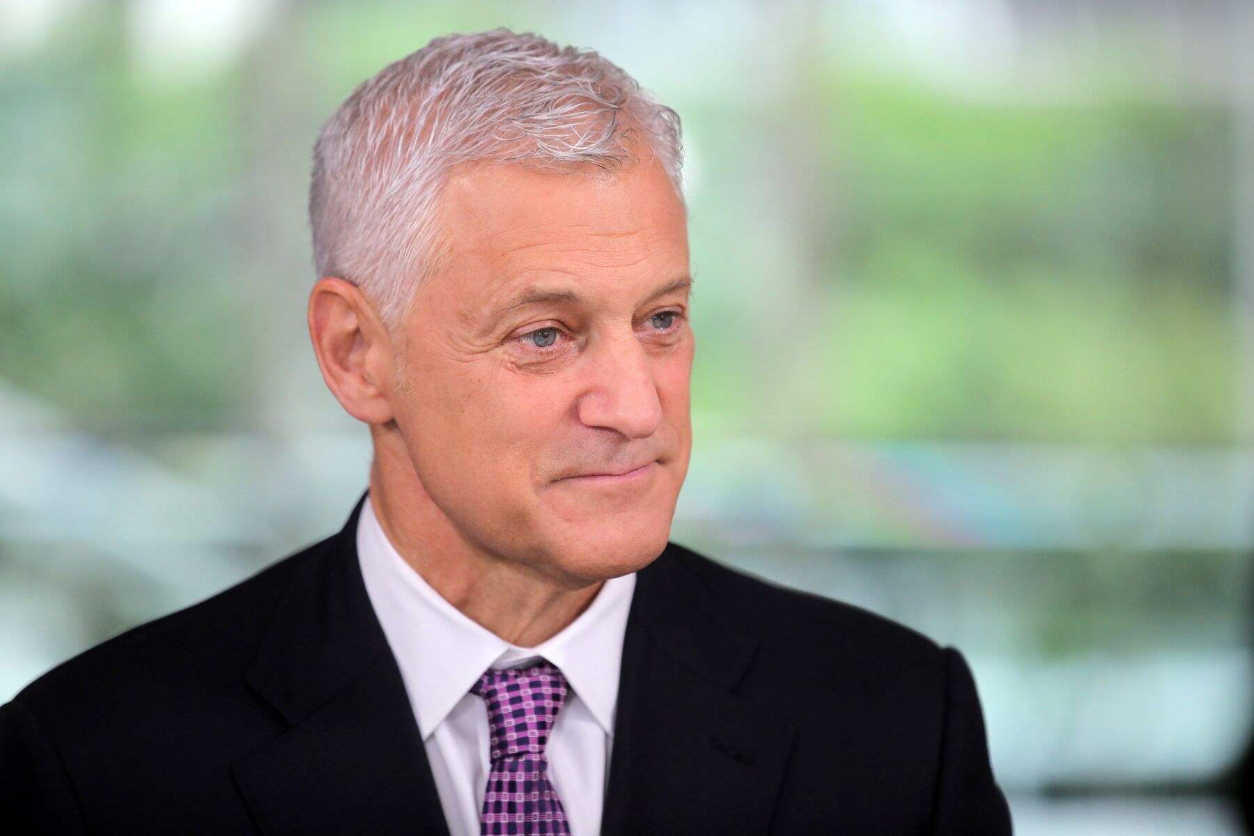 StanChart (STAN.L) CEO Sees ‘Big Boost’ When HKChina Border Reopens