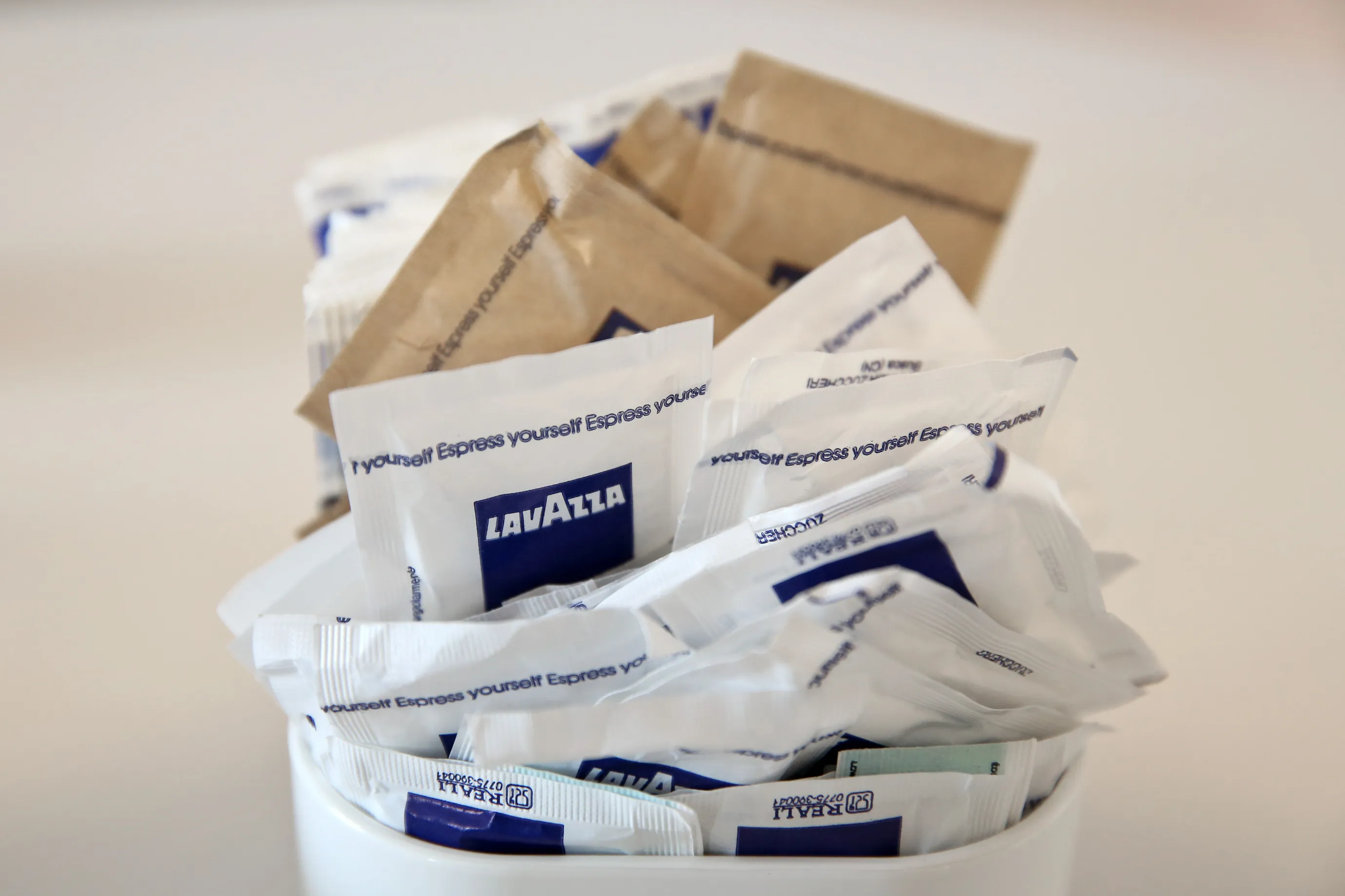 EU parliamentarians agreed to exempt single-use packaging in the restaurant sector from an outright ban.