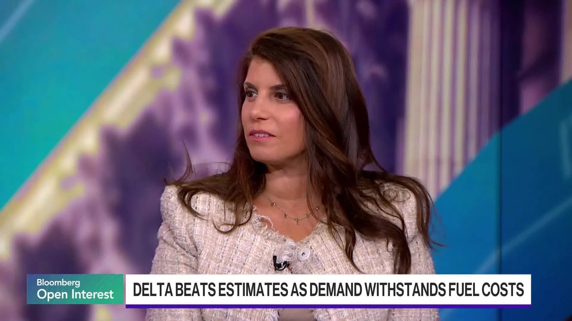 bloomberg.com - Watch Delta Travel Demand Withstands Fuel Costs