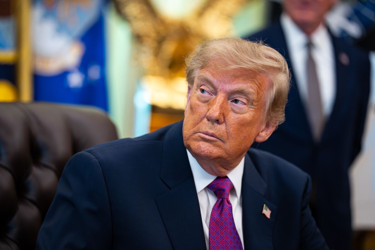 US and Iran Exchange Attacks for First Time in About a Month