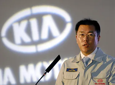 Chung Eui-Sun, President of Kia Motors speaks during the launch of the company's 'cee'd'' car at the Kia Motors factory in Teplicka Nad Vahom near Zilina, Northern Slovakia, 07 December 2006.  