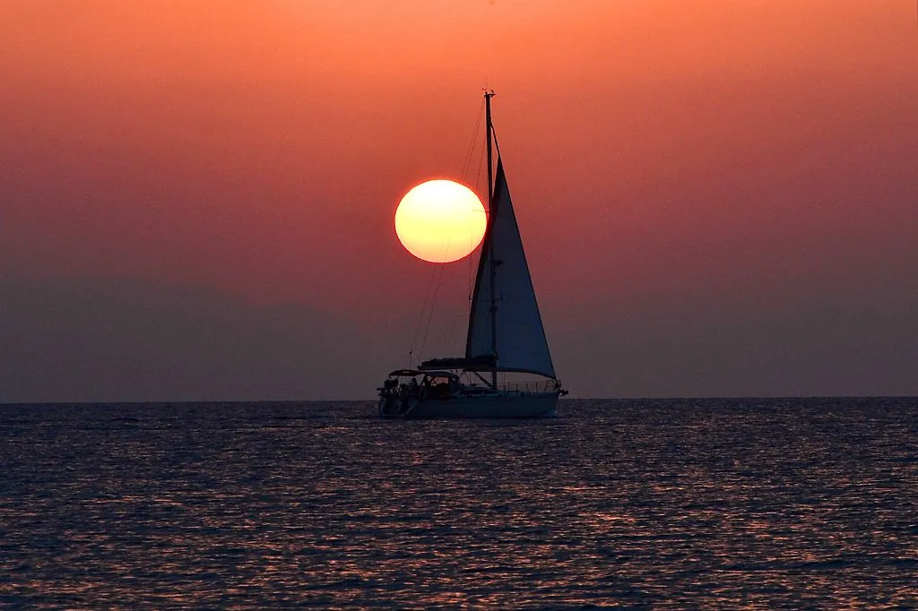 Everything is sunny and calm.
