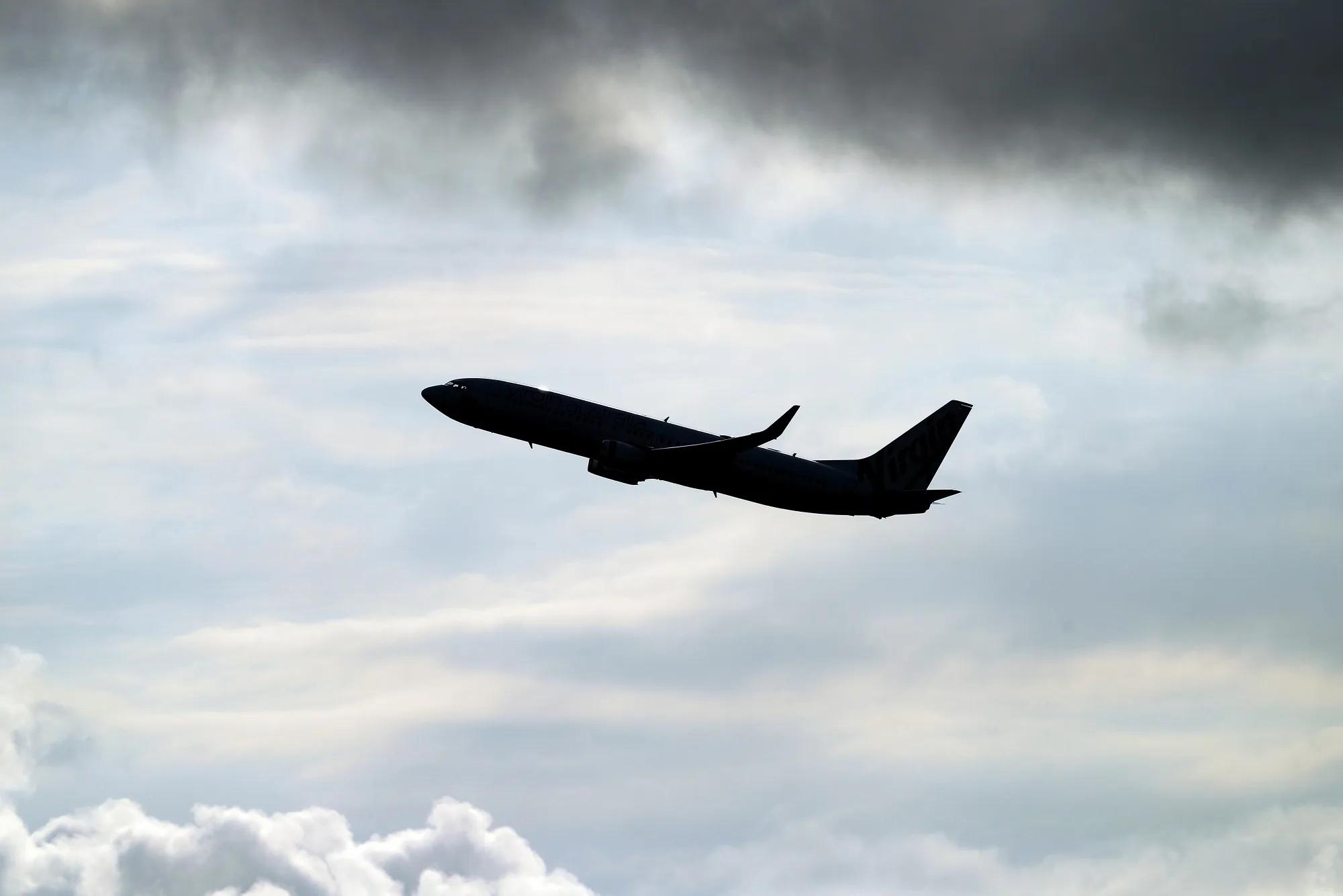 A Boeing&nbsp;737 aircraft&nbsp;flies over Sydney, Australia.