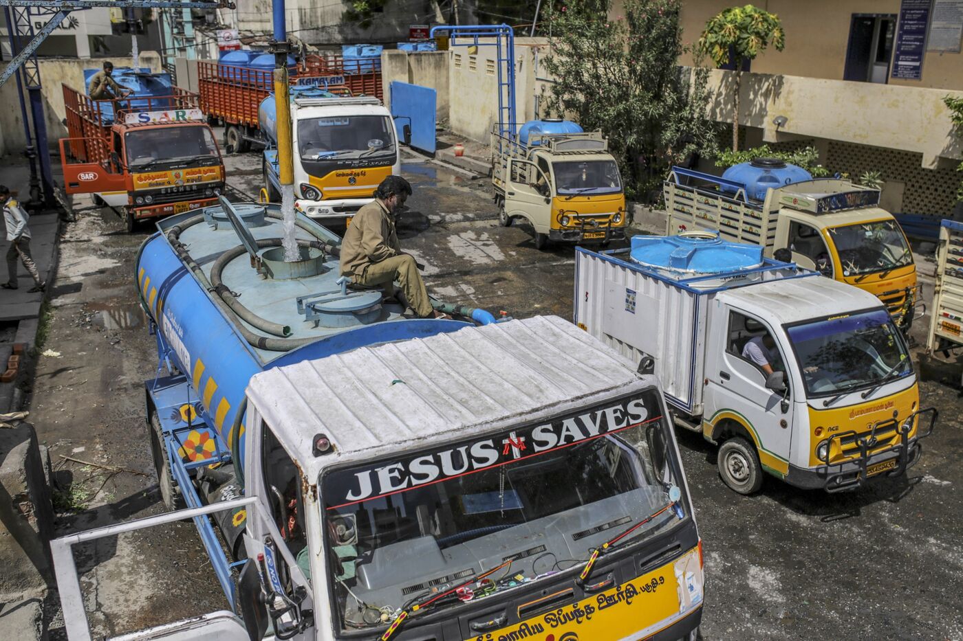 Doctors Forced to Buy Water For Surgery as India Drought Worsens