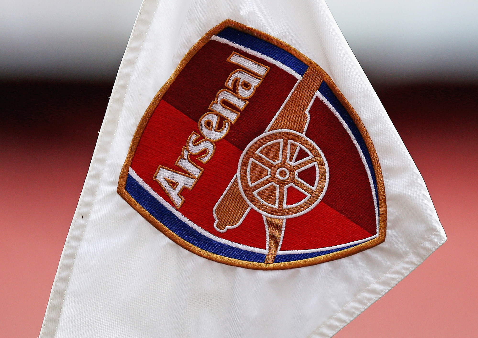 Arsenal Signs Shirt-Sponsorship Deal With Rwanda - Bloomberg