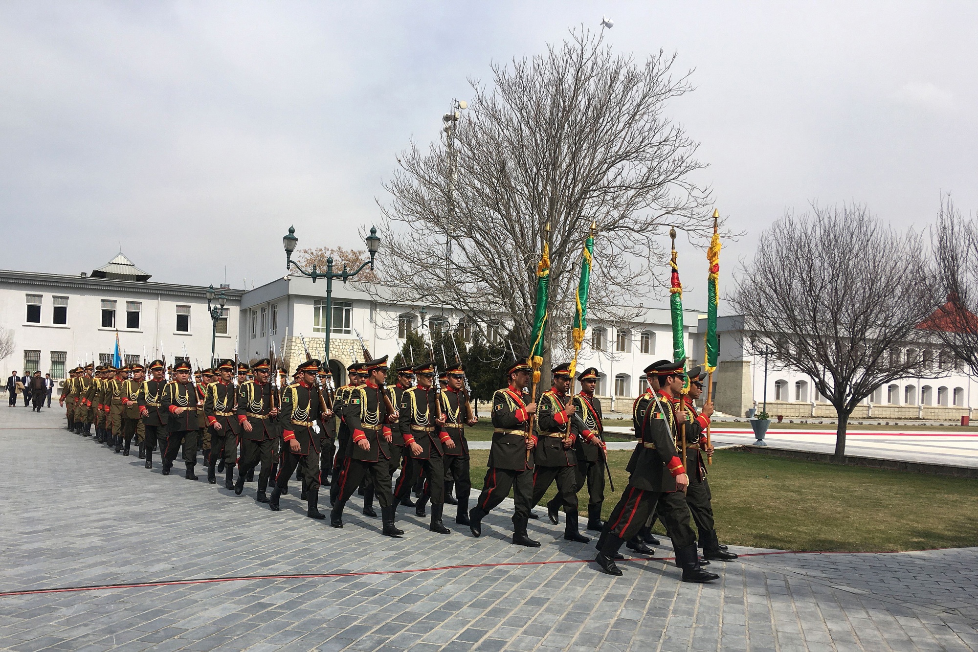 Afghan Capital Hosts Parallel Presidential Inaugurations - Bloomberg