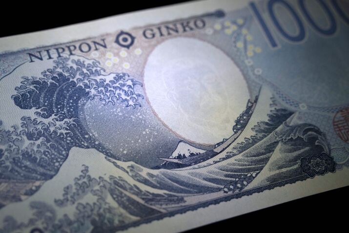 Yen Banknotes