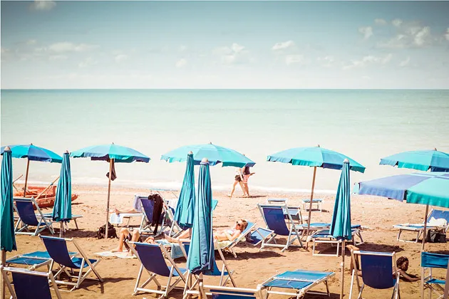 This Travel-Booking Website Loves It When You Call