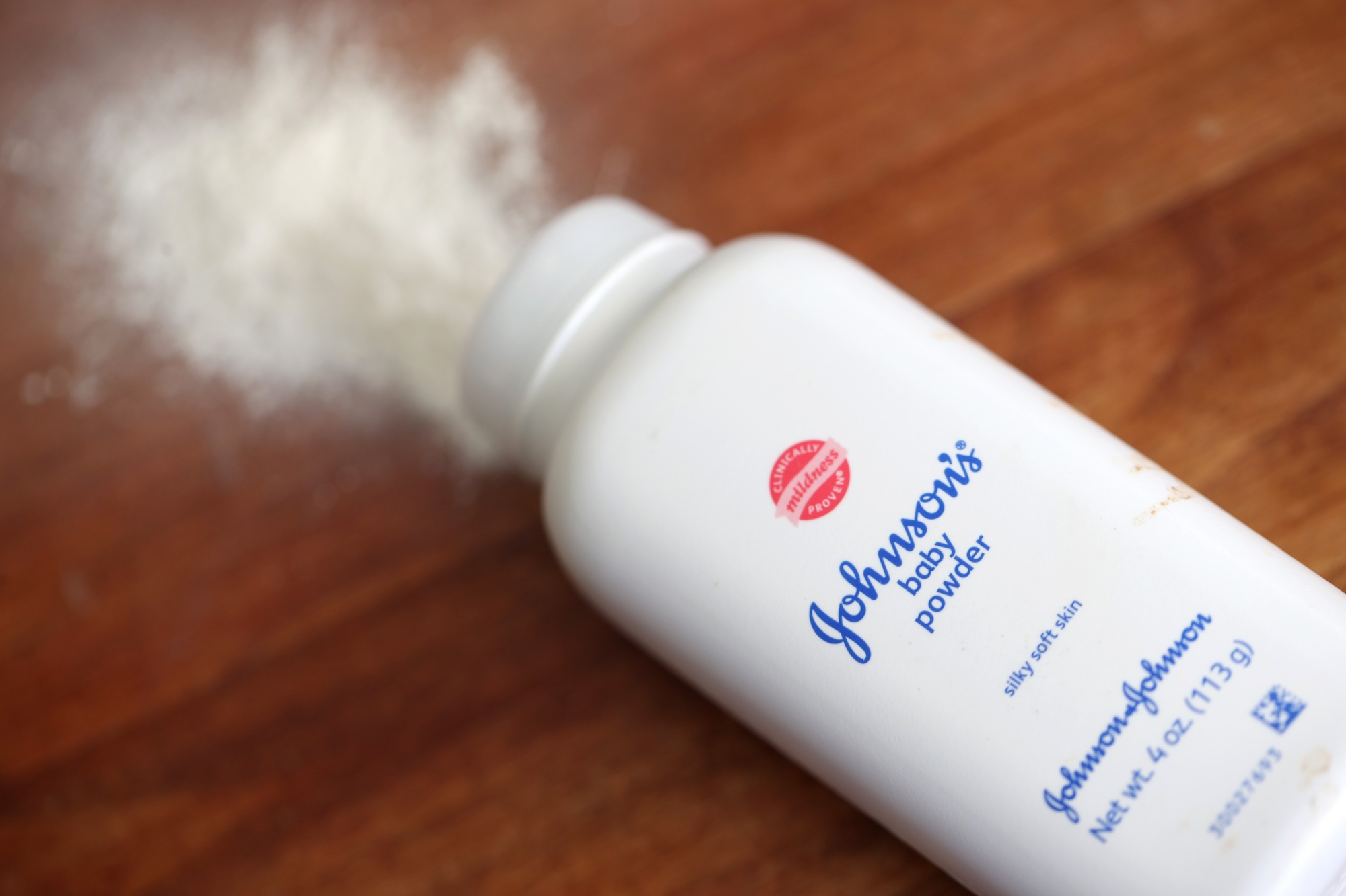 Johnson & Johnson faces push to force global ban on talc baby
