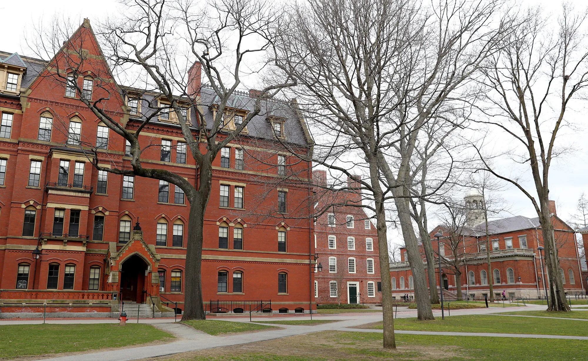 Empty College Dorms Pose Payback Dilemma for Bond Issuers - Bloomberg, image size:2000x1229