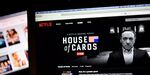 The Netflix website displays the &quot;House of Cards&quot; series.
