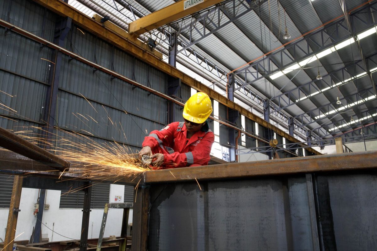 Malaysia’s Industrial Output Surprises, Justifying Rate Decision