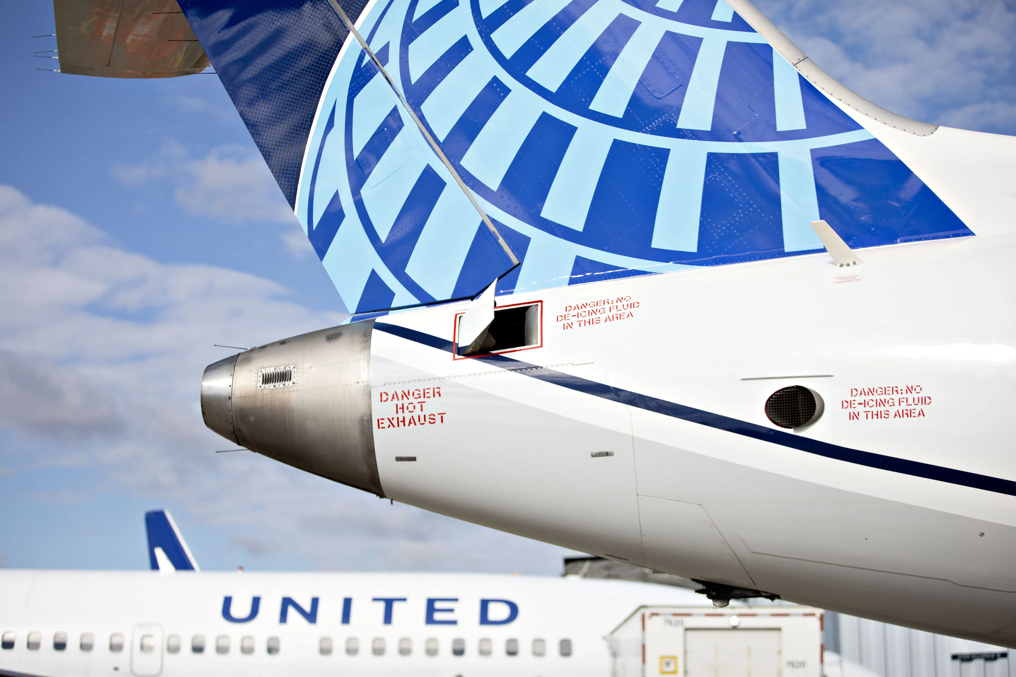 United Airlines aircraft.