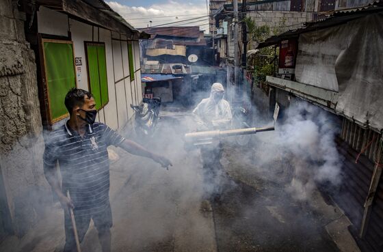 Worst Covid Surge in Southeast Asia Hammers Philippine Hospitals