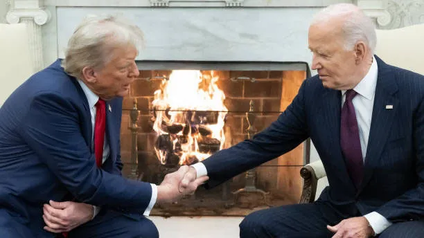 Watch Trump Meets Biden in White House After Election Win - Bloomberg