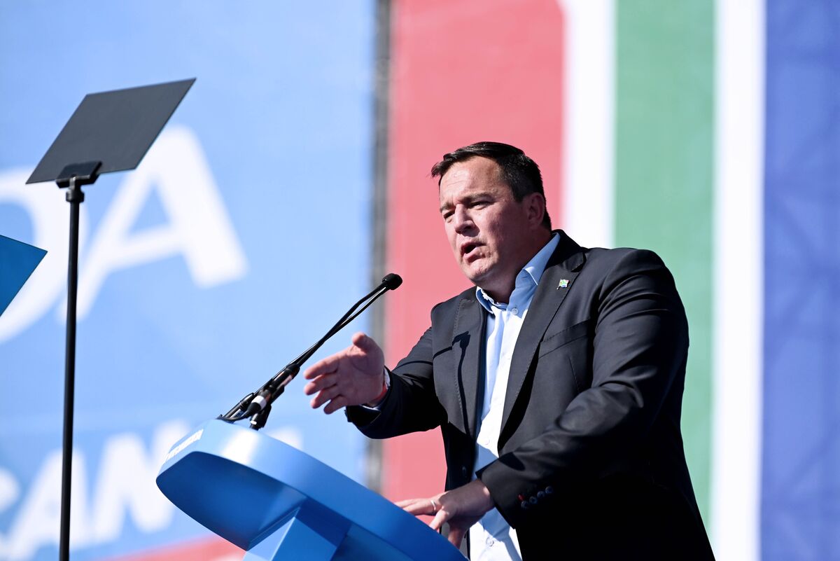 assets.bwbx.io image