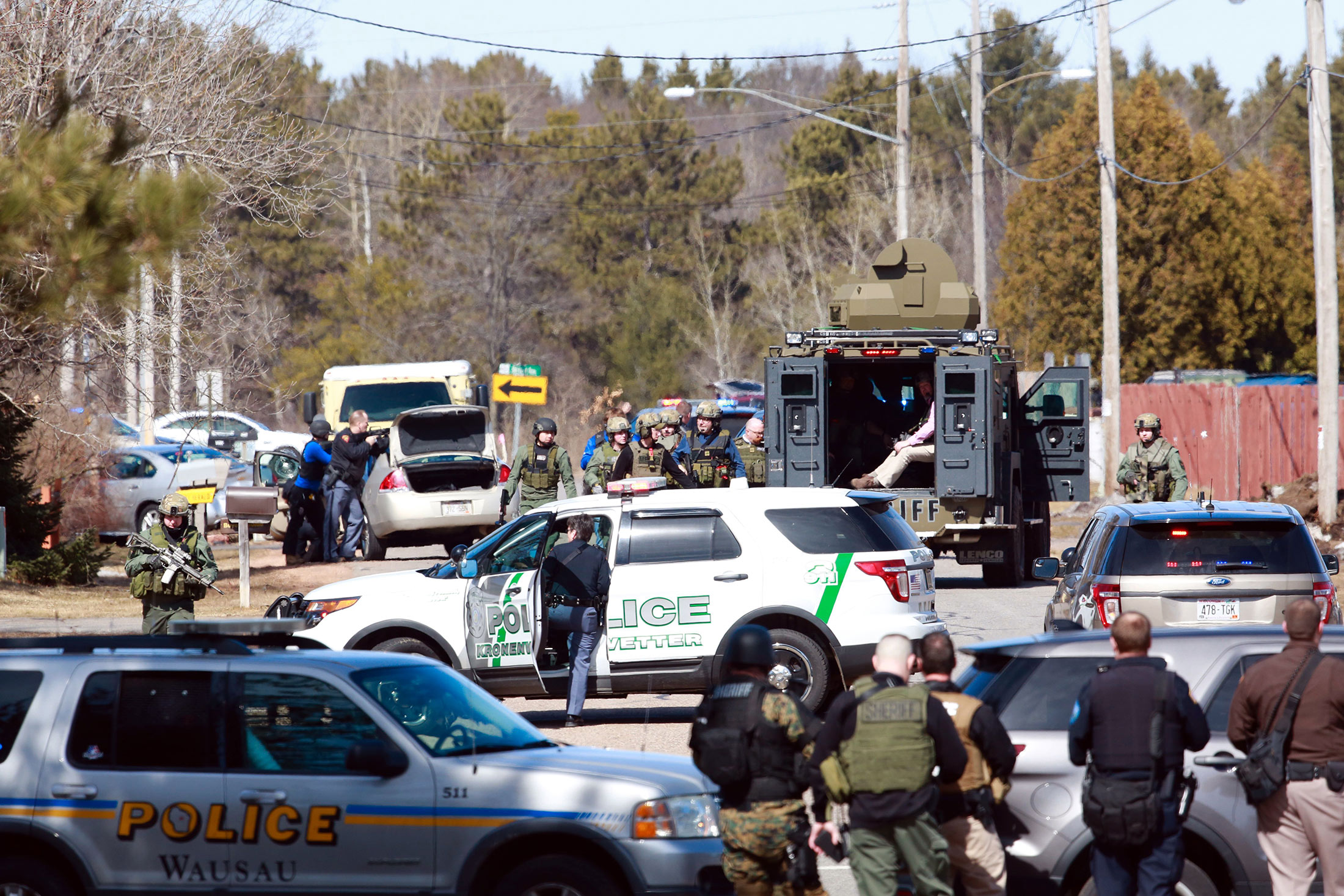 Police Officer, Three Others Killed In Wisconsin Town - Bloomberg