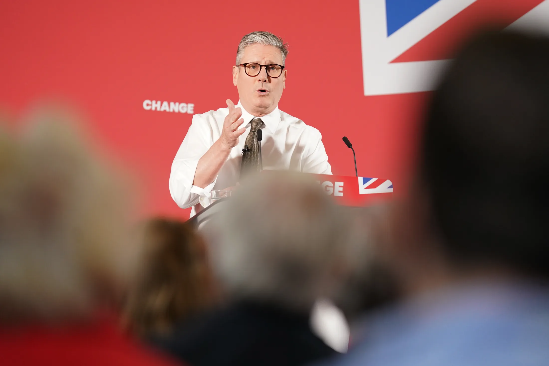 Keir Starmer delivers a campaign speech in Lancing, southern England on May 27.