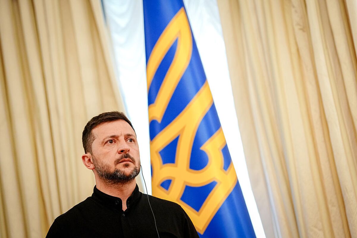 Zelenskiy Says ‘American Decisiveness’ Key to Pressuring Putin
