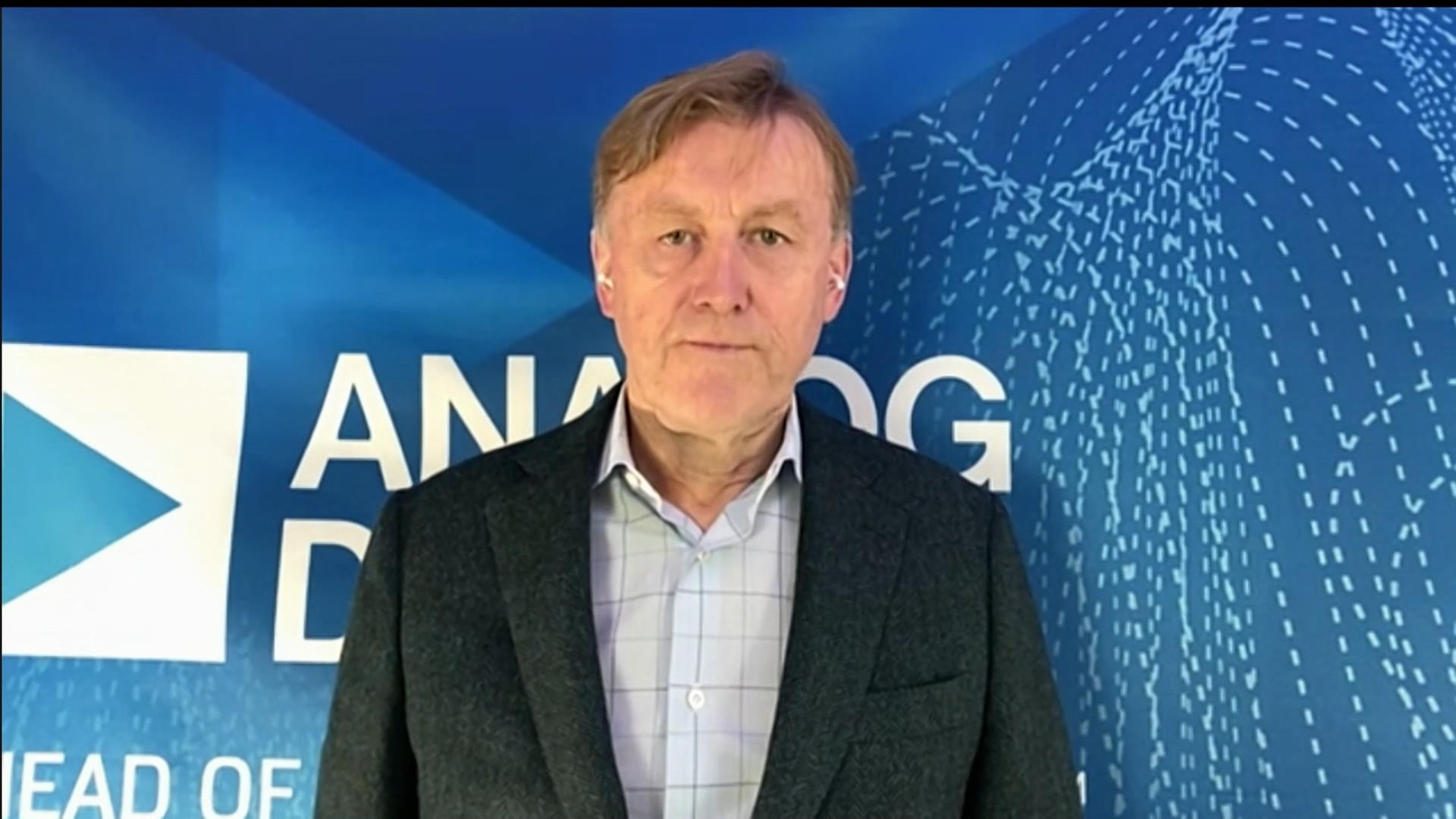 Watch Electric Cars, 5G to Drive Semiconductor Industry Growth: Analog  Devices CEO Vincent Roche - Bloomberg