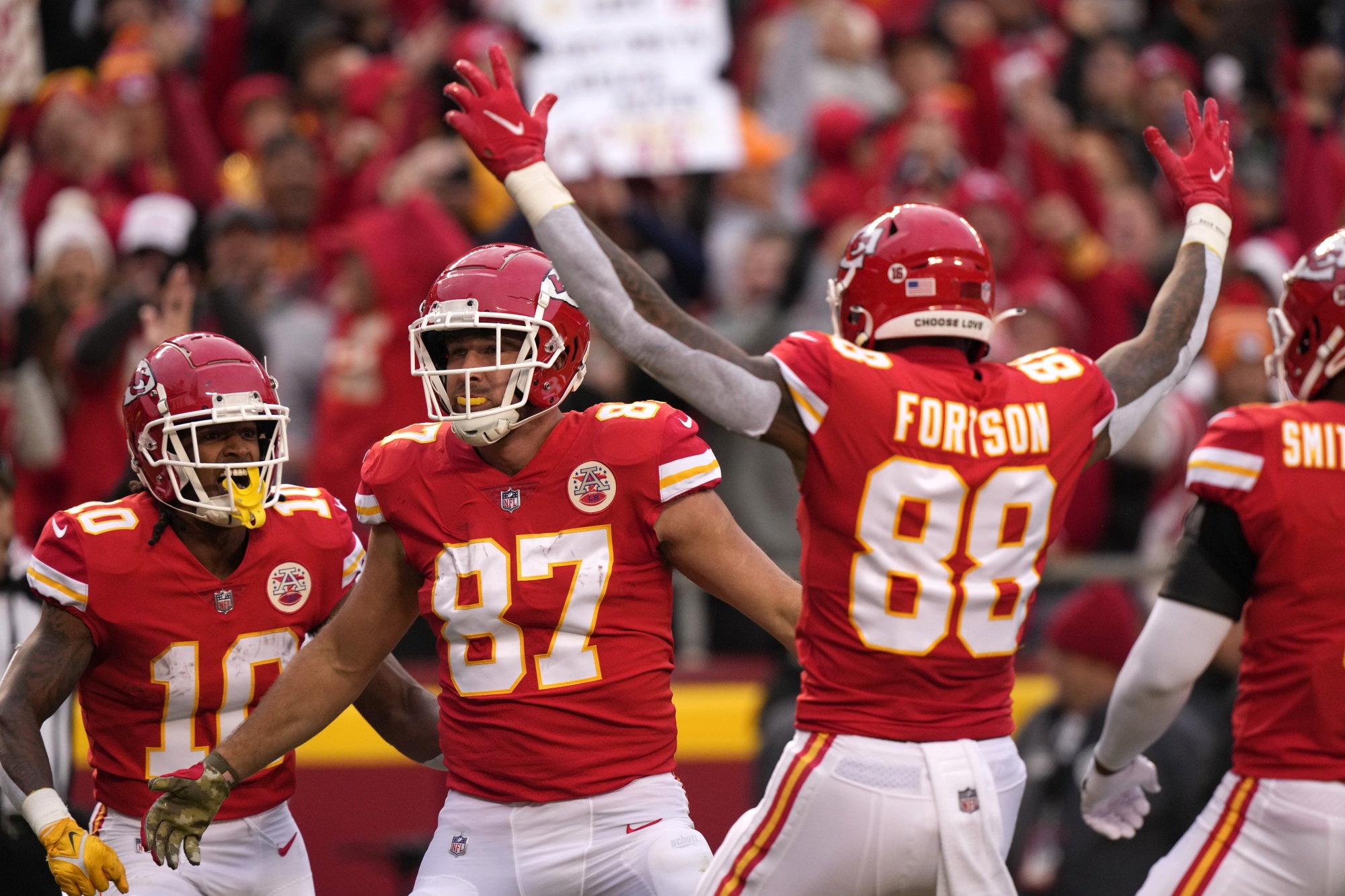 Chiefs' Reid: Kelce Was Destined to Be 'Something Special' - Bloomberg