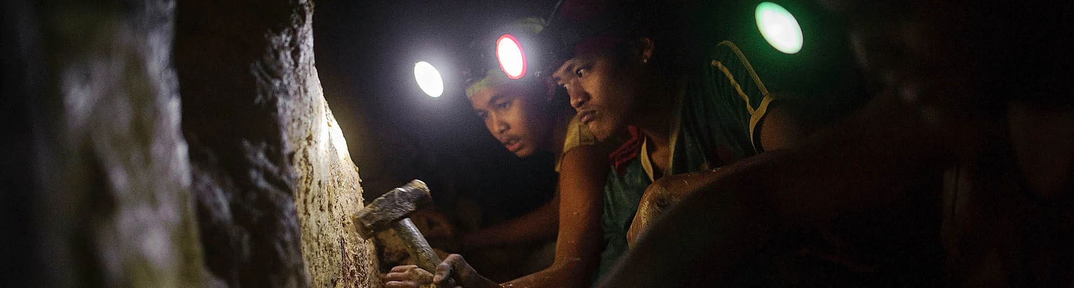 1466563322_philippines mining lede