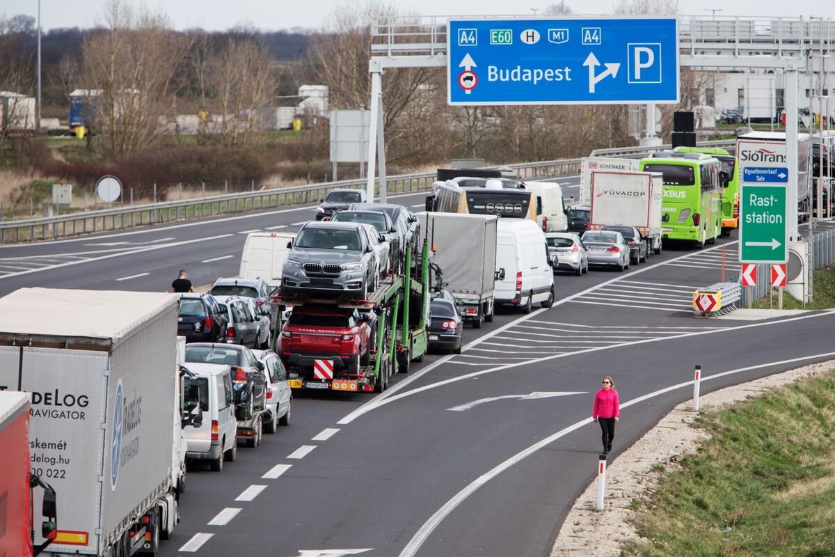 Hungary Shuts Borders to All Personal Travel, Premier Orban Says ...