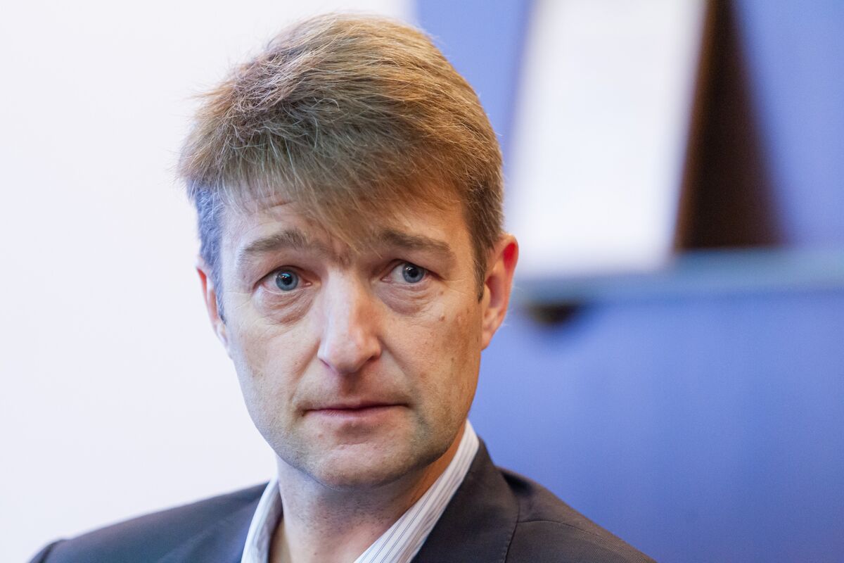 Russia Targets Billionaire’s Empire Over Alleged Ukraine Links