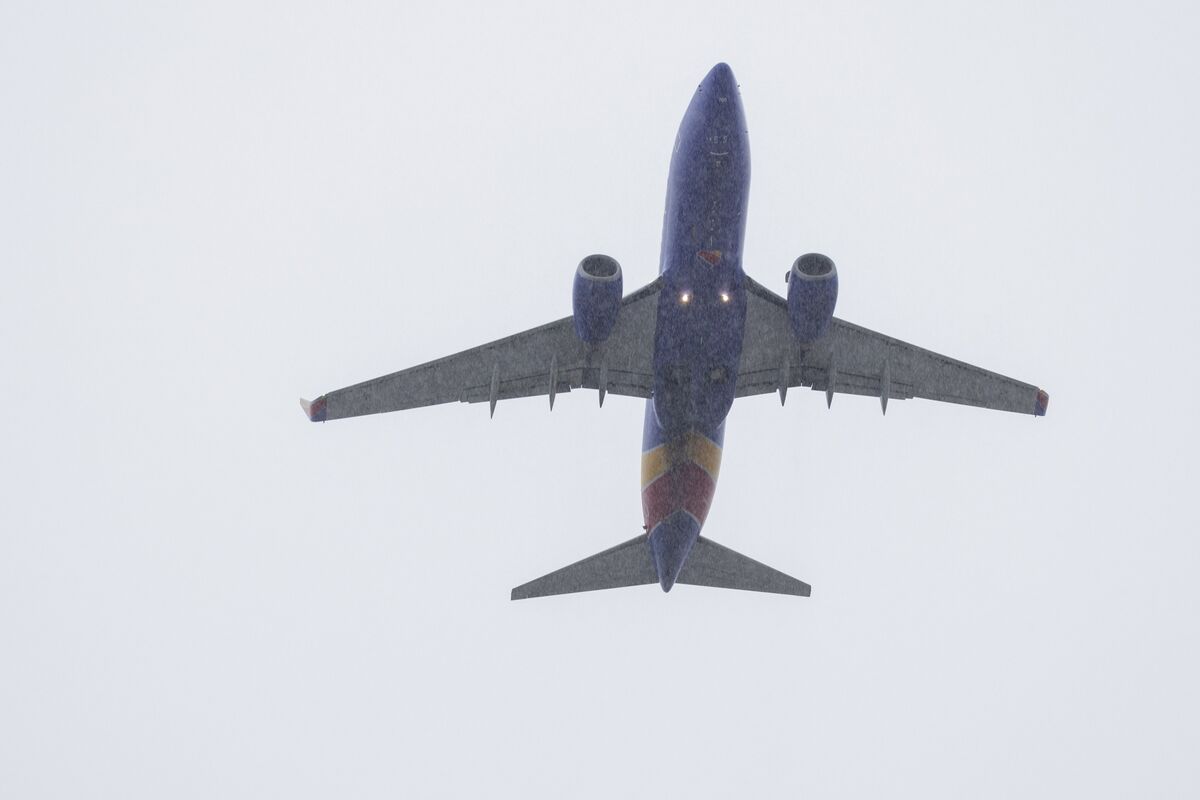 Southwest Air (LUV) fait face à un embouteillage avec plus de 80 % des vols annulés ou en retard