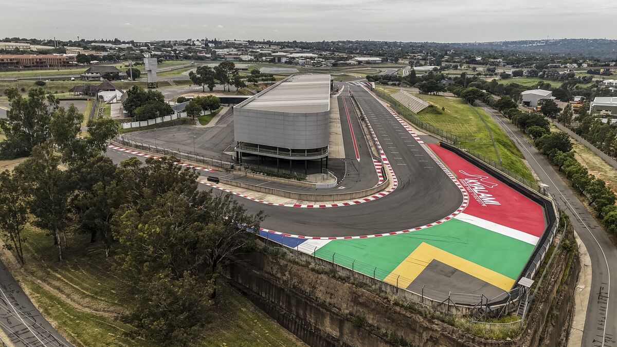 🟪"Kyalami si Rinnova: Sudafrica Pronto per il Ritorno della Formula 1 dopo 30 Anni"