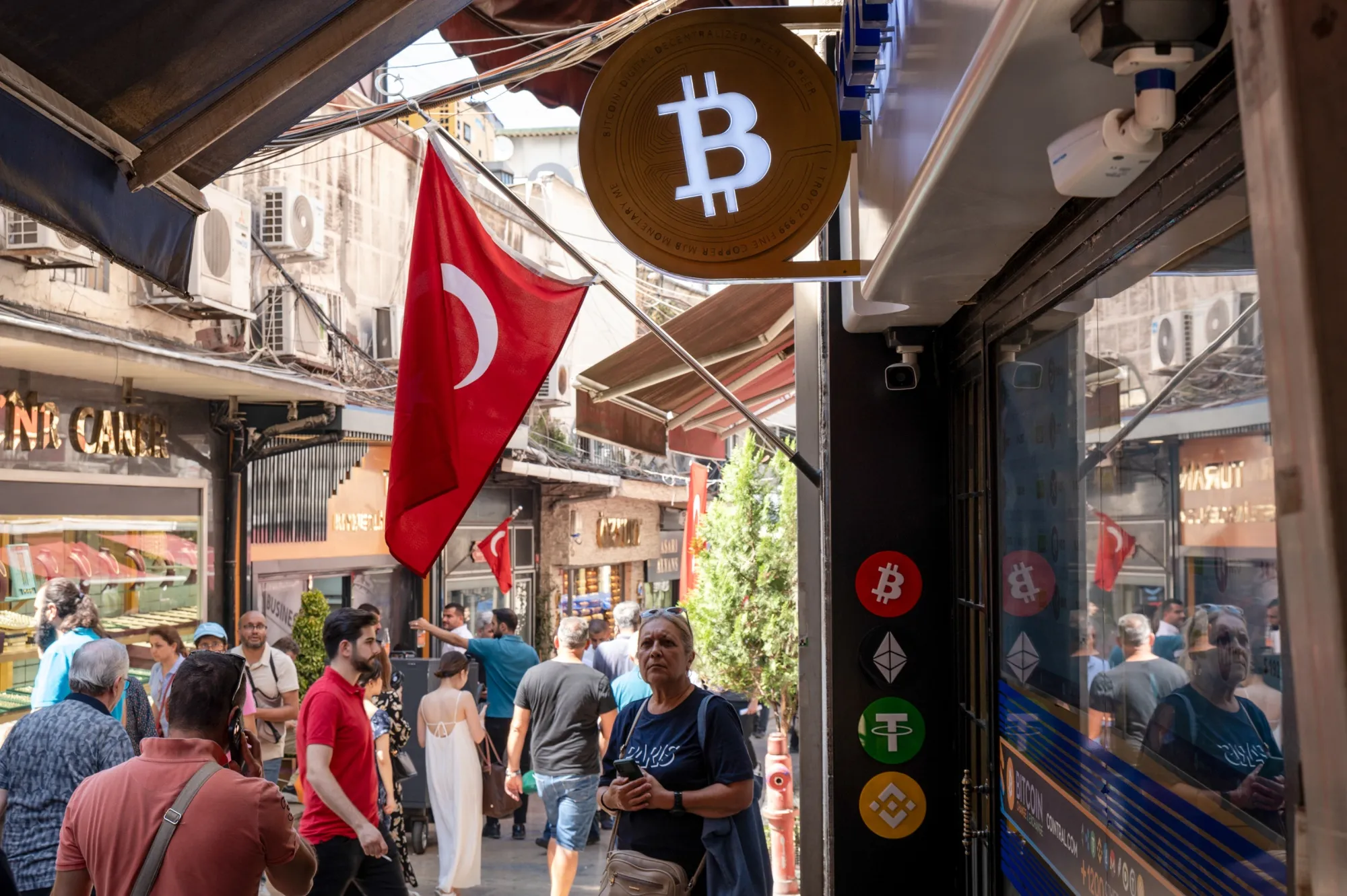 A crypto currency exchange shop in Istanbul.&nbsp;