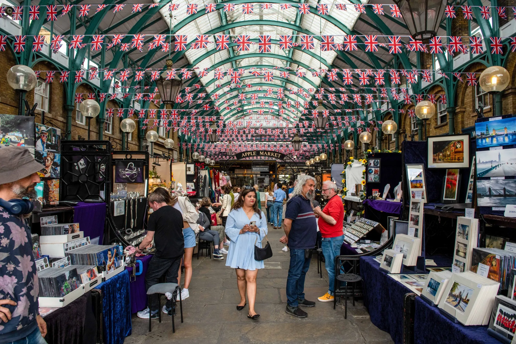 Shoppers in Covent Garden market in&nbsp;London.