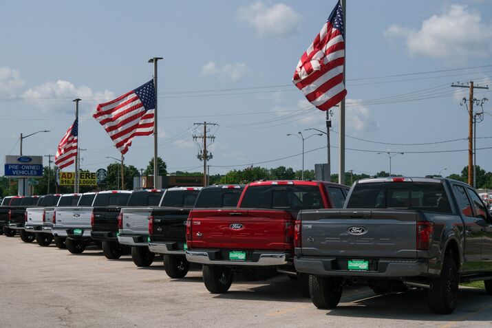 Carmakers Use Stealth Price Hikes to Cope With Trump’s Tariffs