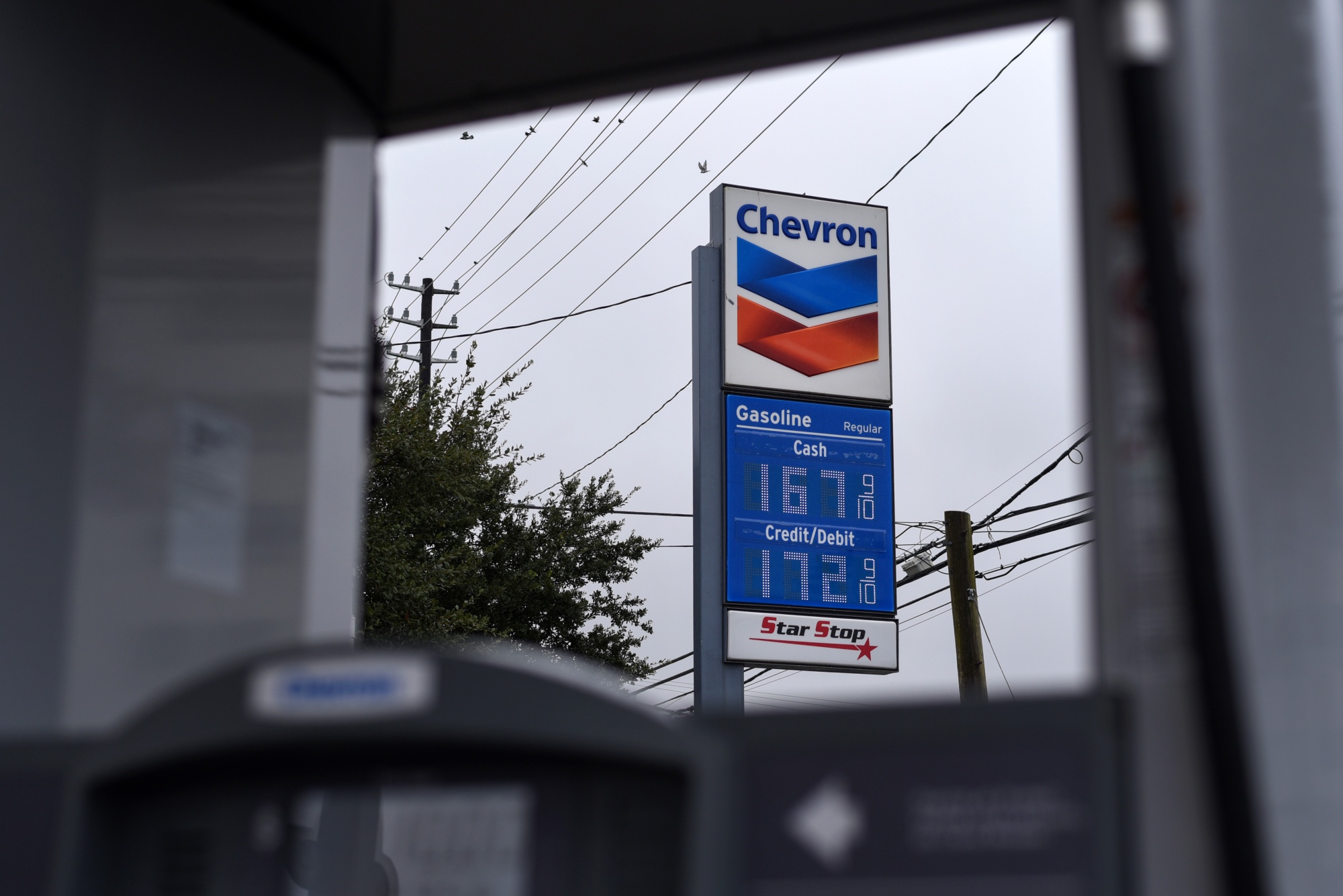 Chevron Cvx Expands Vaccination Mandate To Gulf Of Mexico Workers Bloomberg