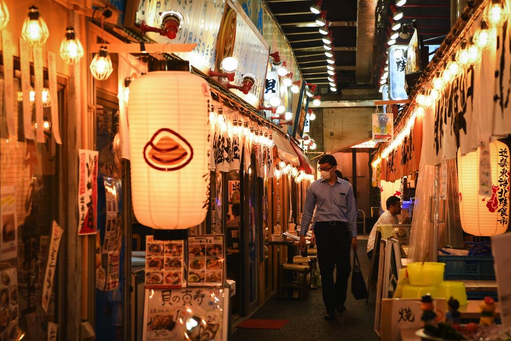 飲み会クラスター防止へ 東京都が時短要請 ３日の感染は258人 Bloomberg