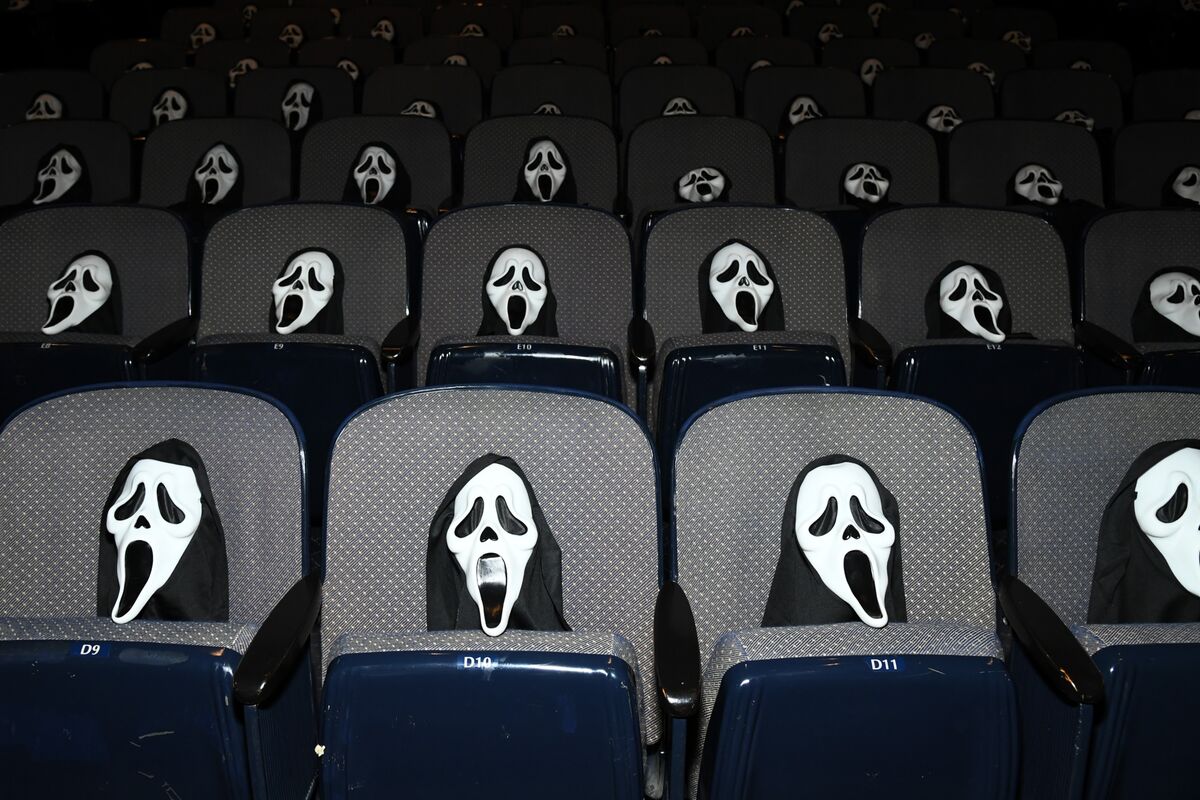bloomberg.com - Tobin Harshaw - Who Needs Horror Movies When There's a Bond Market?
