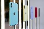 U.K. Customers Purchase News Apple Inc Products